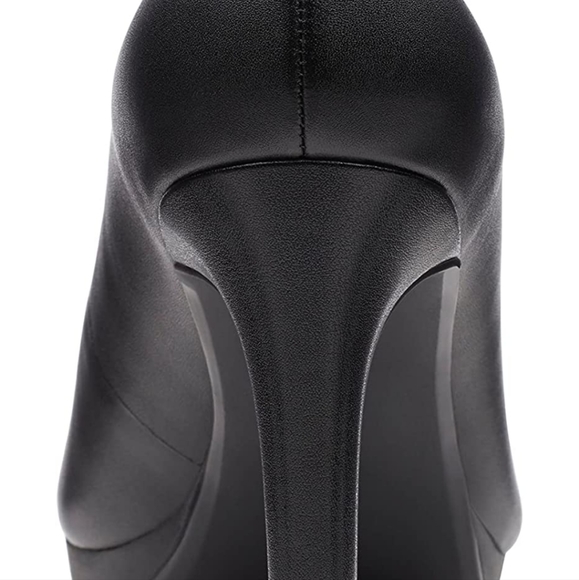 Women's Pumps - Picture 2 of 7